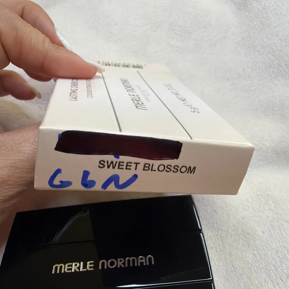 SEE DETAIL Merle Norman Lasting Cheek Color SWEET BLOSSOM NEW IN BOX